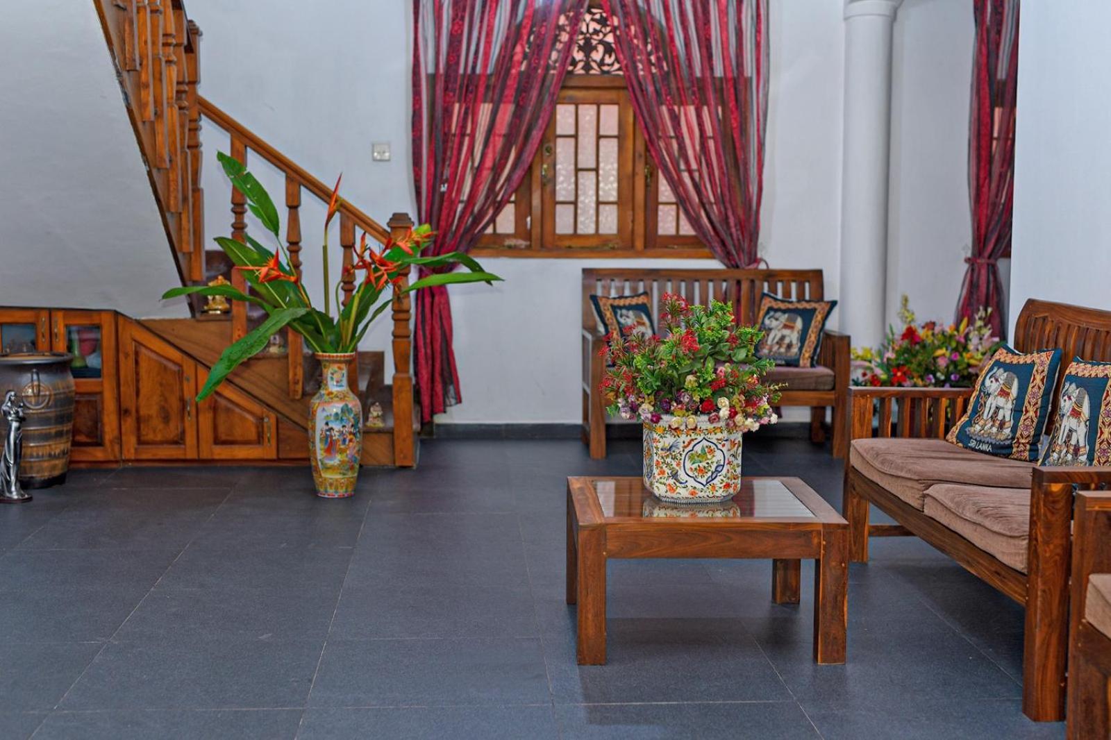 4Ty Two Homestay Galle Exteriör bild
