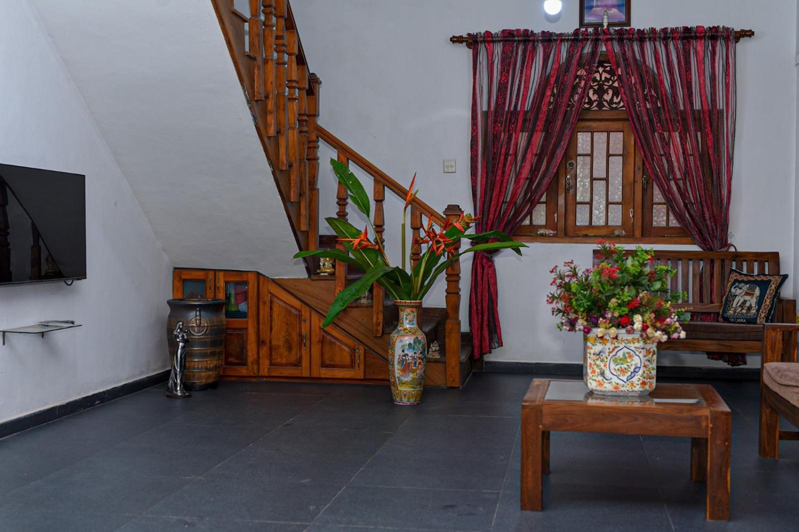 4Ty Two Homestay Galle Exteriör bild