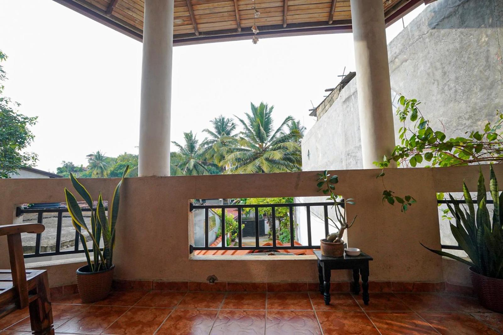 4Ty Two Homestay Galle Exteriör bild