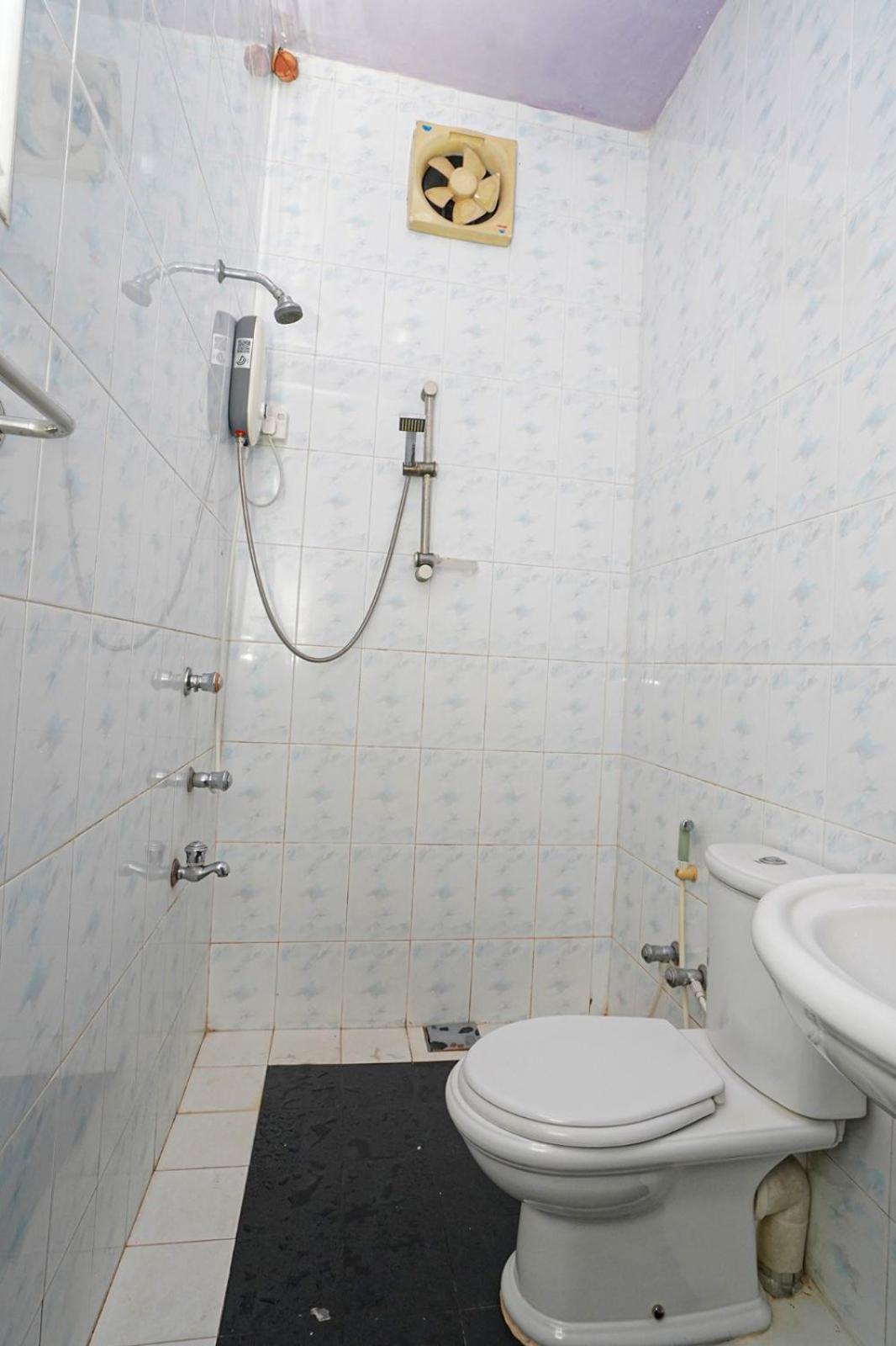 4Ty Two Homestay Galle Exteriör bild
