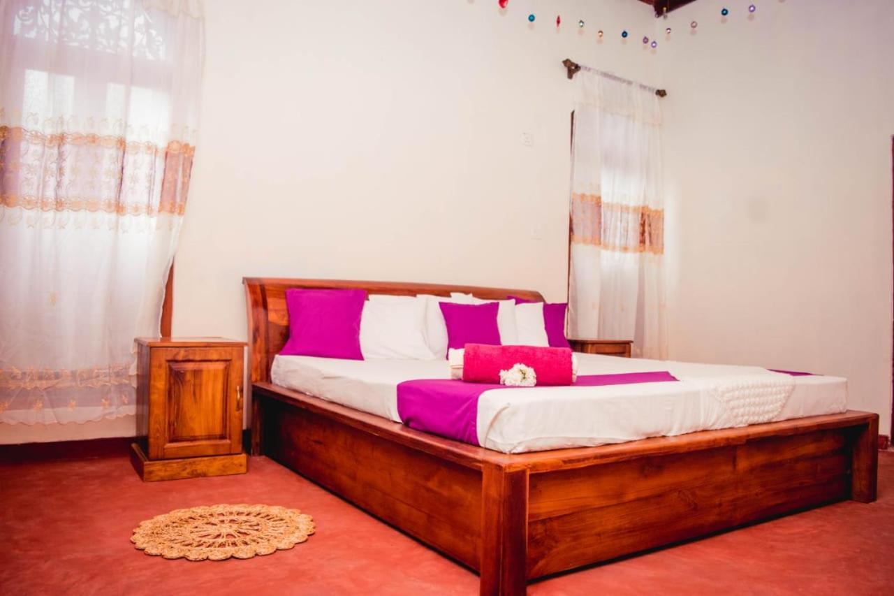4Ty Two Homestay Galle Exteriör bild