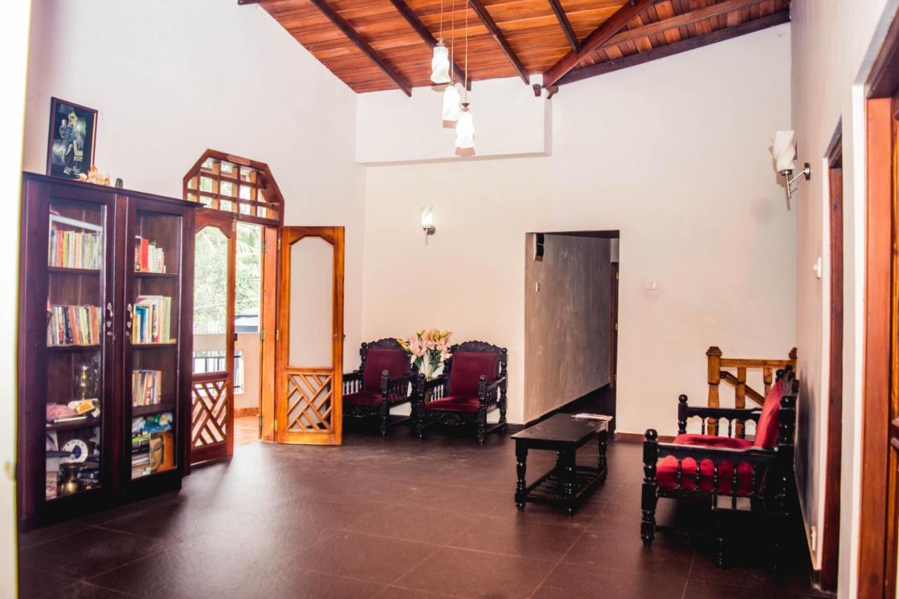 4Ty Two Homestay Galle Exteriör bild