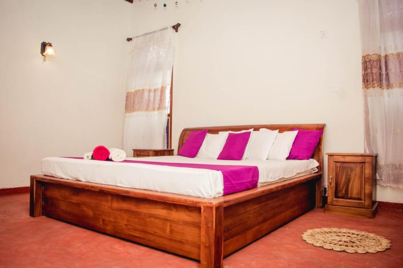 4Ty Two Homestay Galle Exteriör bild