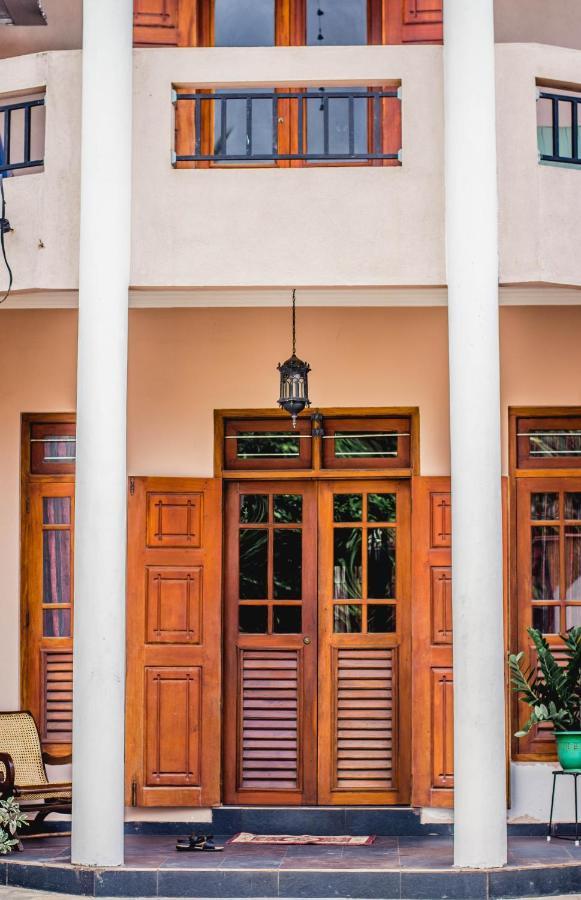 4Ty Two Homestay Galle Exteriör bild