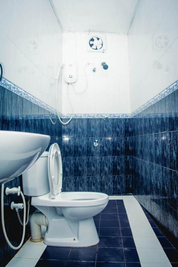 4Ty Two Homestay Galle Exteriör bild