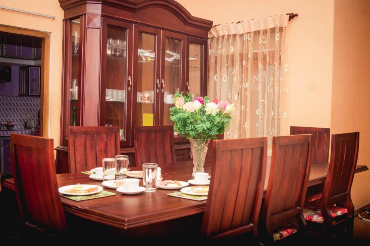 4Ty Two Homestay Galle Exteriör bild